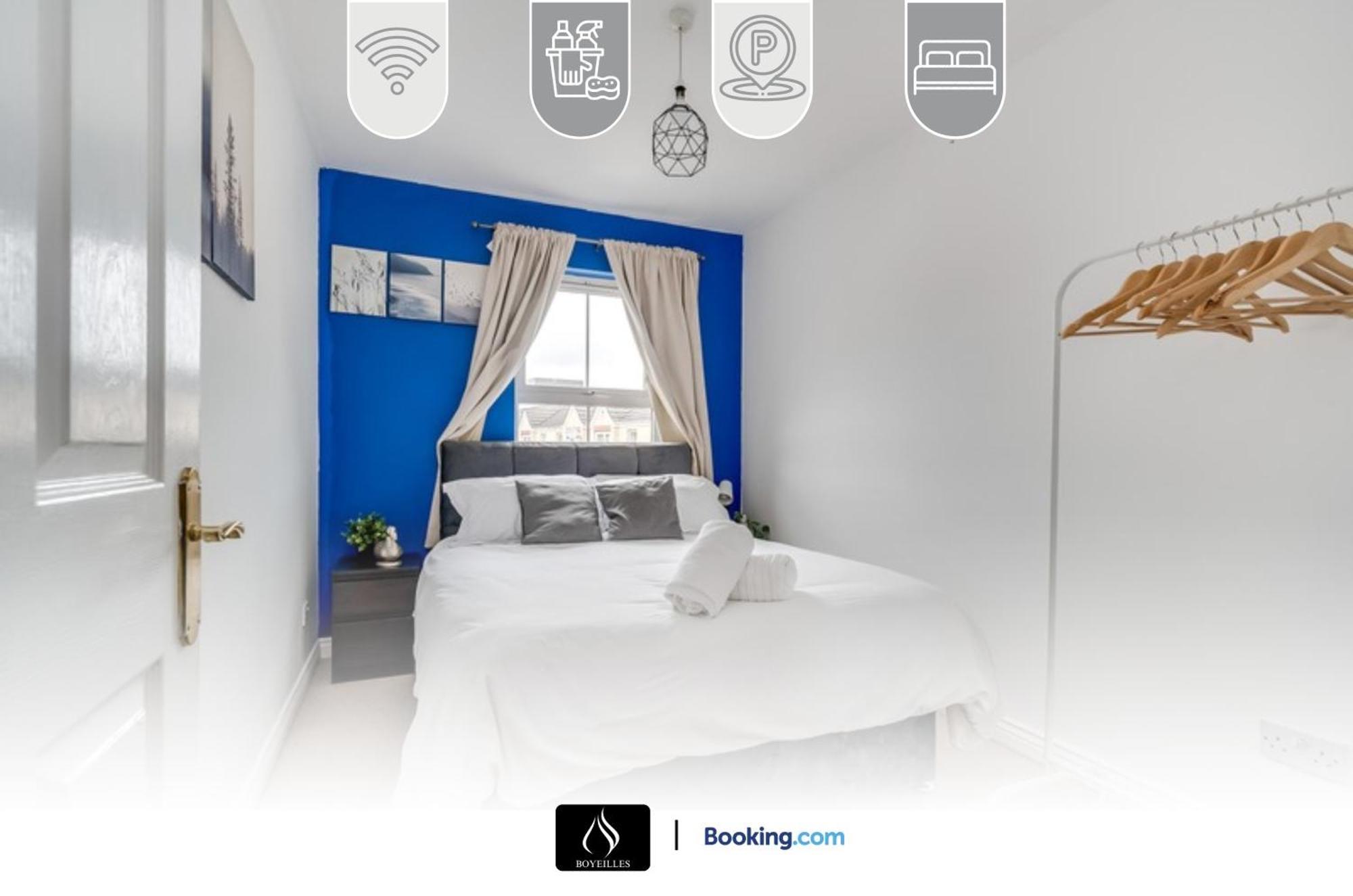 2 Bed House By Boyeilles Apartments Short Lets & Serviced Accommodation Belfast With Balcony & Free Parking Kültér fotó